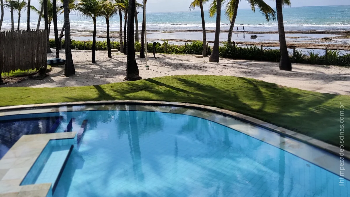 Impacto da Maresia na Manutenção de Piscinas no RJ Cuidados Essenciais