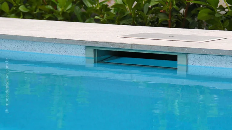 o que é skimmer para piscina
