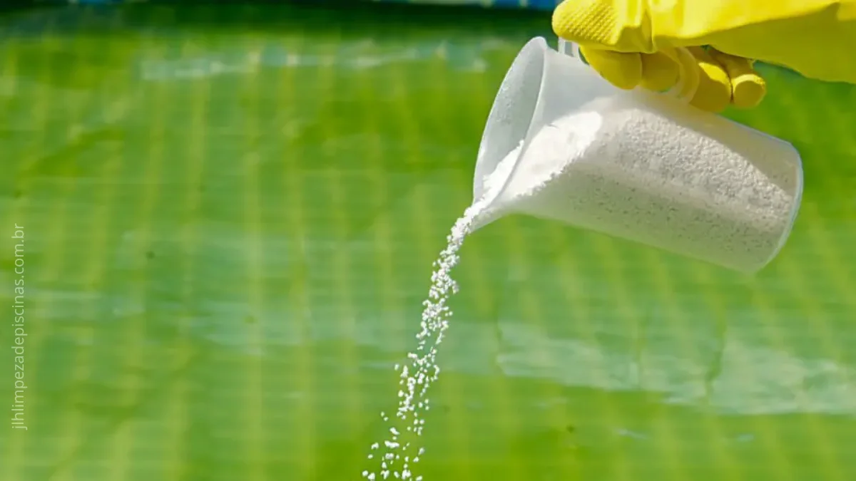 Tratamento de choque para piscina